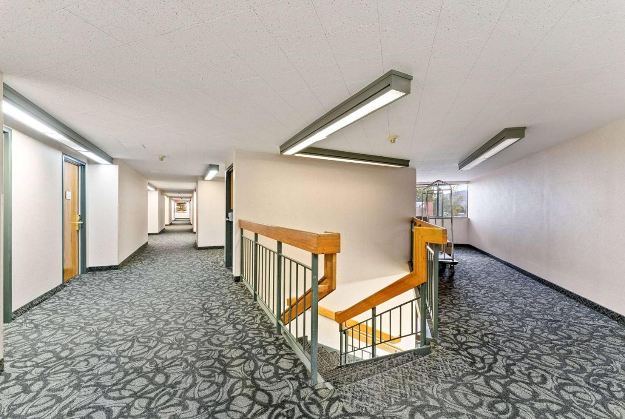 Ramada By Wyndham Cedar City Extérieur photo