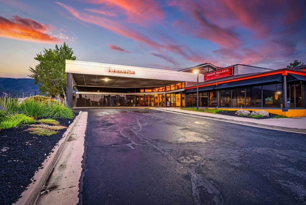 Ramada By Wyndham Cedar City Extérieur photo