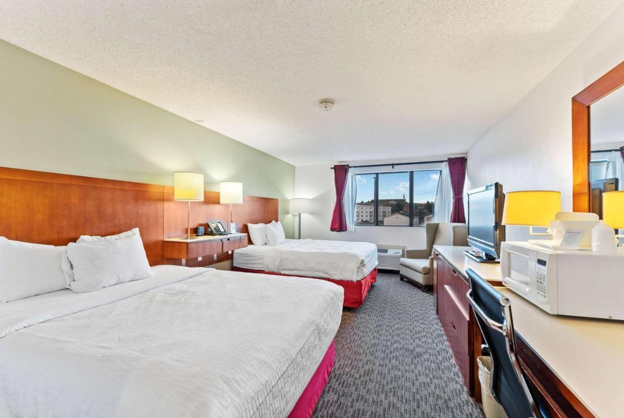 Ramada By Wyndham Cedar City Extérieur photo