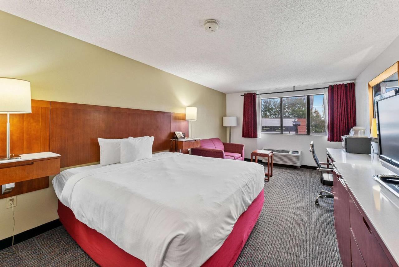 Ramada By Wyndham Cedar City Extérieur photo