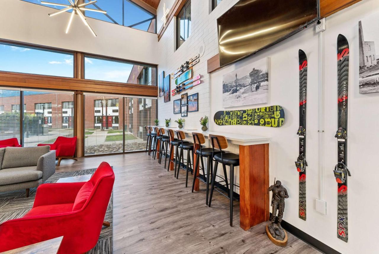 Ramada By Wyndham Cedar City Extérieur photo