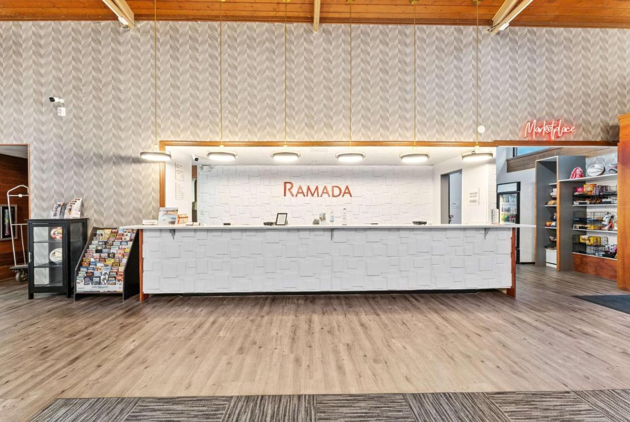 Hotel Ramada By Wyndham Cedar City Extérieur photo