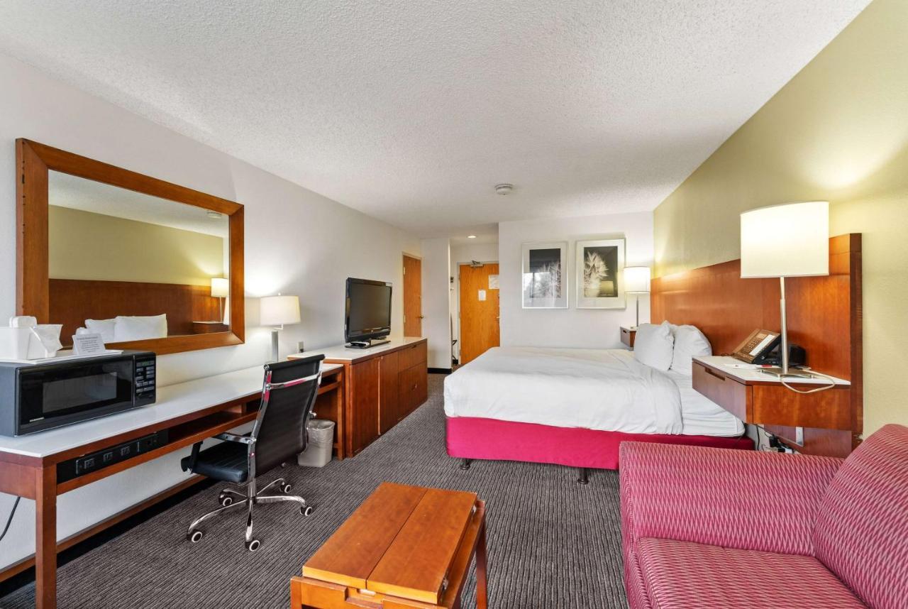 Ramada By Wyndham Cedar City Extérieur photo